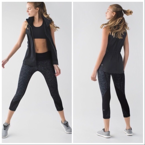 LULULEMON Run Inspire Crop II Block-It Pocket
